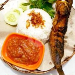 Nasi Lele Penyet