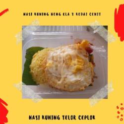 Nasi Kuning Telor Ceplok