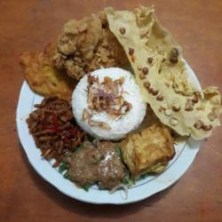 Nasi Pecel Lauk Ayam