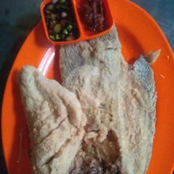 Ikan Gurame Goreng Kering (sedang)