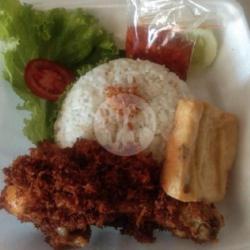 Nasi Ayam Laos