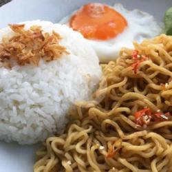 Paket Nasi Mie Telor Sambal Geprek