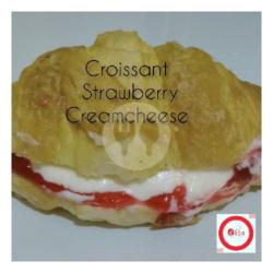 Croissant Strawberry Creamcheese