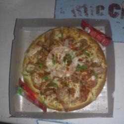 Pizza Chicken Sausage Pedas Medium