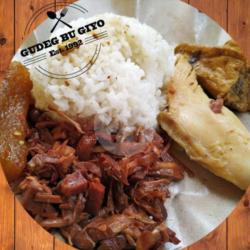 Nasi Gudeg Suwir   Tahu