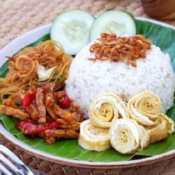 Nasi Uduk Ayam Kecap