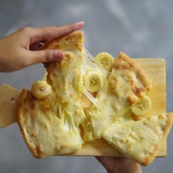 Banana Pizza