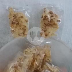 Peyek Kacang Tanah