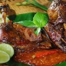 Bebek Bakar