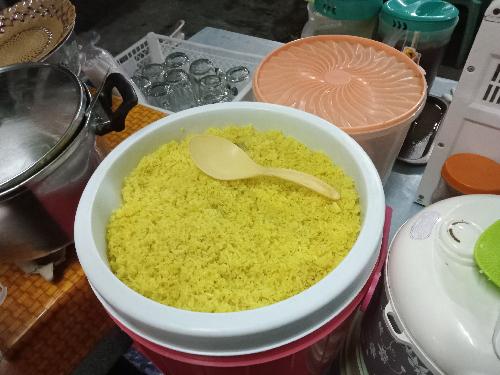 Nasi Kuning Nyambar Simpang Tiga Gn Guntur, Letjen S Parman