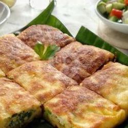 Martabak Telor Ayam Istimewa 4 Telor Ayam