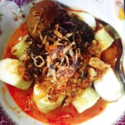 Lontong Sayur Tahu Semur   Telur