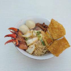 Bakmi Kepiting Yam