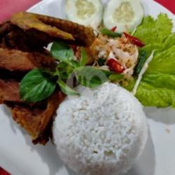 Bebek Penyet Dada   Nasi Urap