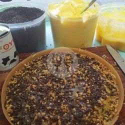 Martabak Manis Kacang Coklat