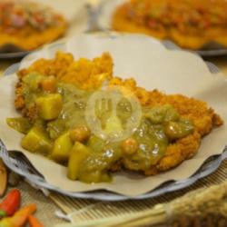 Ayam Katsu Beef Curry