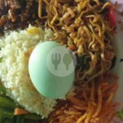 Nasi Rames Telor Asin