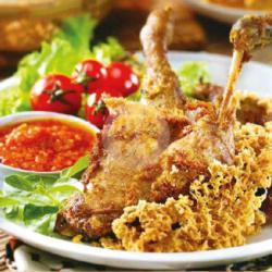 Bebek Goreng Kremes  Lalapan   Nasi  Sambal Bawang