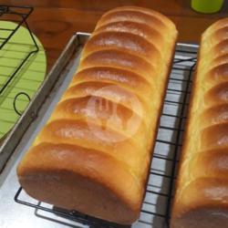 Roti Sisir Manis (tanpa Isi) - 11 X 22 Cm /loaf