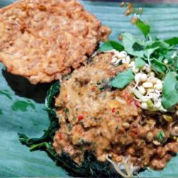 Nasi Pecel Gorengan Tempe