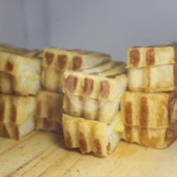 Roti Bakar Topping Dua Rasa (tiramisu - Melon)