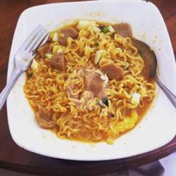 Mie Xp Sosis