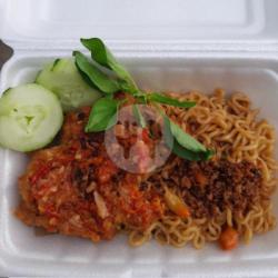 Indomie Ayam Geprek
