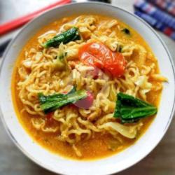 Krengseng Indomie Pedes Telur Sayur