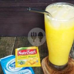 Es Nutrisari Sweet Mango   Susu