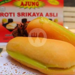 Roti Srikaya Goreng