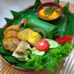 Nasi Timbel Ayam Goreng