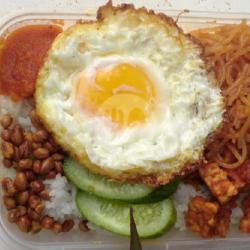 Nasi Uduk Telur Ceplok