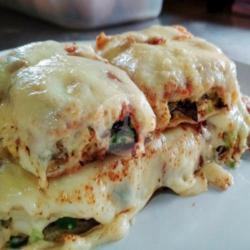 Martabak Ayam Jamur Istimewa Mozza