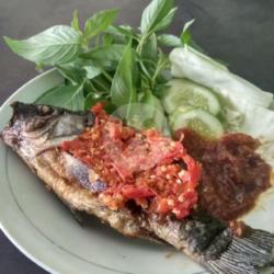 Ikan Mas Penyet