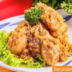 Ayam Serondeng Saja.