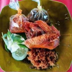 Ayam Goreng Purnama Dada