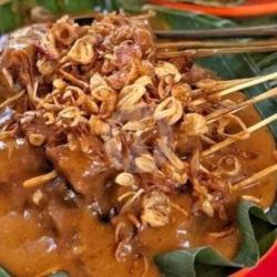 Sate  Campur Tanpa Ketupat