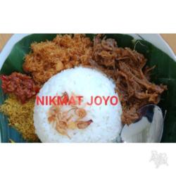 Nasi Krawu Daging Sapi Lokal