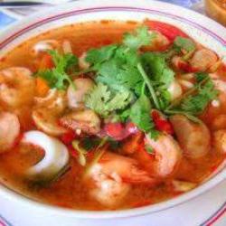 Sop Tomyam Cumi