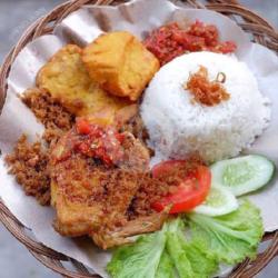 Nasi Uduk Ayam Goreng Sultan