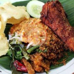 Nasi Pecel Bandeng Goreng