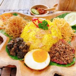 Nasi Kuning Sapi Dan Cakalang