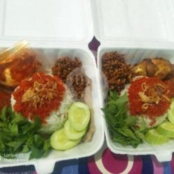 Nasi Ulam Telur Balado