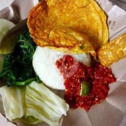 Nasi Tempong Telor Dadar