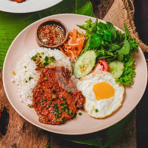 Mevui Vietnam Kitchen, Komplek Lawalon - GoFood