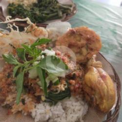 Nasi Pecel   Bakwan   Ayam