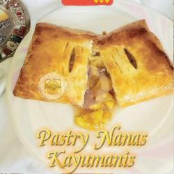 Pastry Nanas Kayumanis