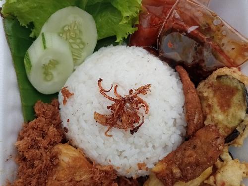 Nasi Ayam Geprek/Penyet Warung Kakak Beradik, Gambir Baru Jl Nuri