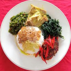 Nasi Ikan Tongkol Balado Merah