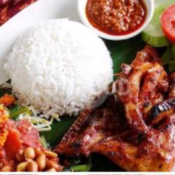 Bebek Bakar Taliwang   Plecing Kangkung